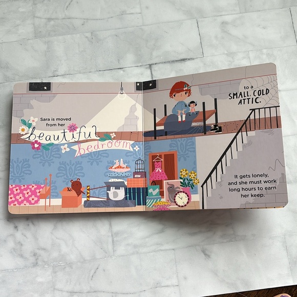 Penguin Bedtime Classics: A Little Princess Board Book - Picture 3 of 6